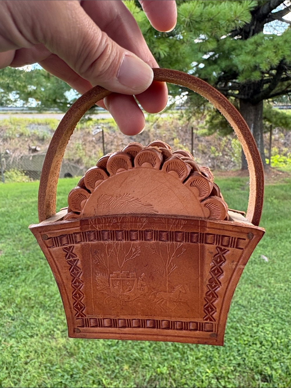 Hand-Tooled Brown Leather Basket coaster - Unbranded